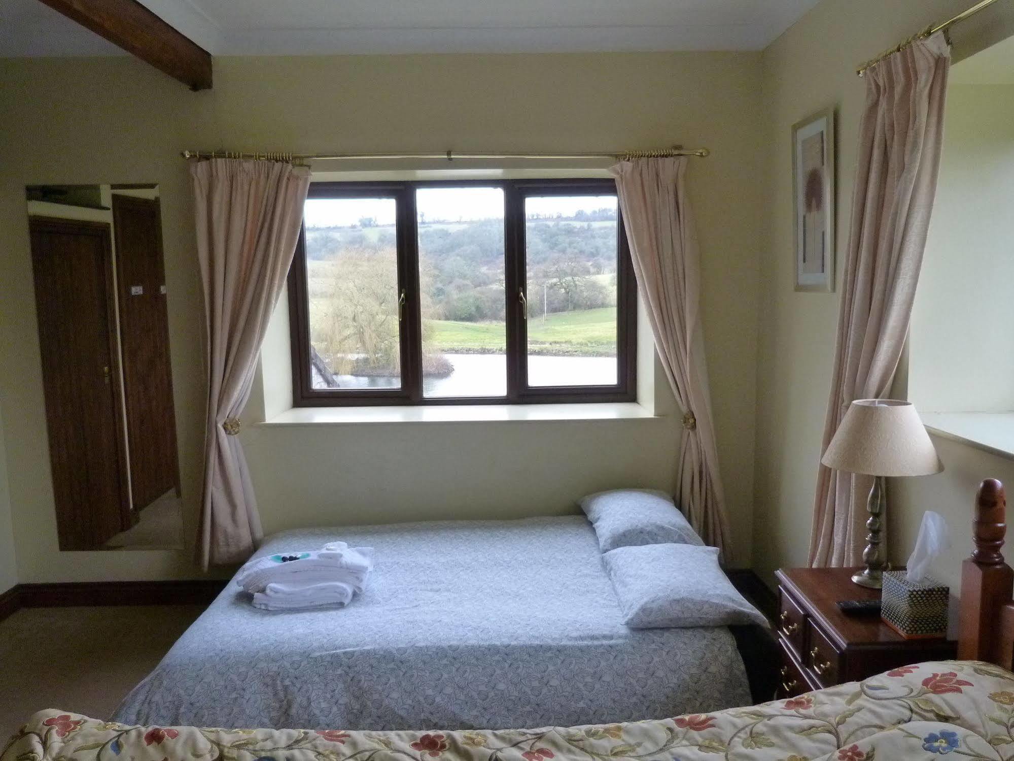 Cameley Lodge - Self Catering Temple Cloud Kültér fotó
